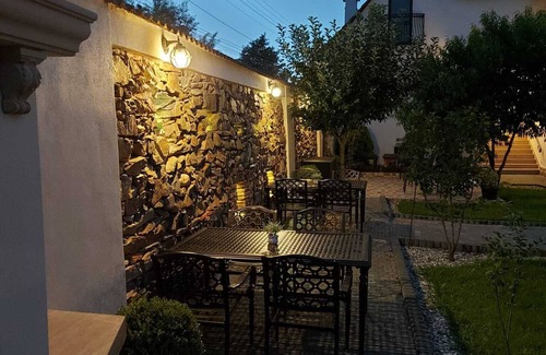 Gura Raului House | Luxury mansion, baroque style, themed rooms located near the town of Sibiu