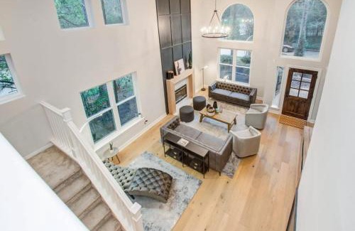 Alden Bridge House | Luxury Mansion Dream Home - 6 Bed Pool Grill
