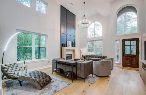 Alden Bridge House | Luxury Mansion Dream Home - 6 Bed Pool Grill
