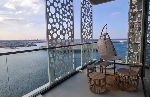 Muscat Apartment | Luxury marina view apartment in juman 2