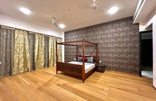 Chhatarpur Apartment | luxury master bedroom with bathtub n private entry
