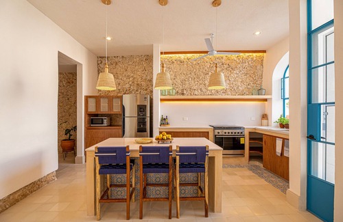 Barrio de Santiago House | Luxury mediterranean Villa, perfect location