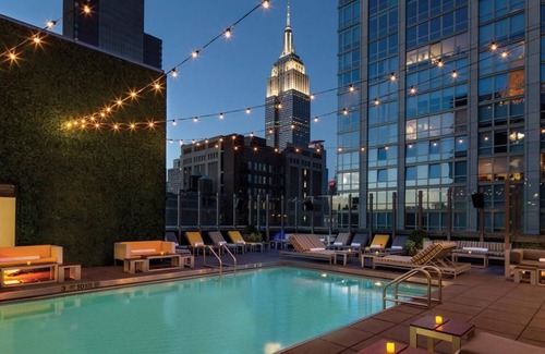 Rose Hill House | Luxury Meets Comfort! Rooftop Pool and Restaurant! .5 miles from Empire State!