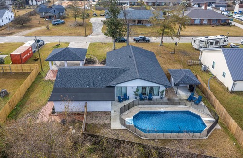 Lake Charles House | Luxury Meets Convenience-Your Private Oasis Awaits!
