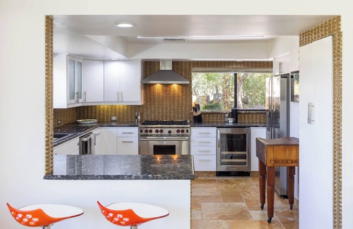 Araby House | Luxury Meets Nature in Scenic Palm Springs