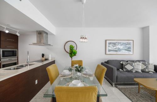 Downtown Miami Apartment | Luxury Miami Condo with Breathtaking City & Bay Views