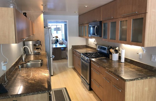 Diamond Heights House | Luxury Mid-century Modern Perch in Diamond Heights San Francisco