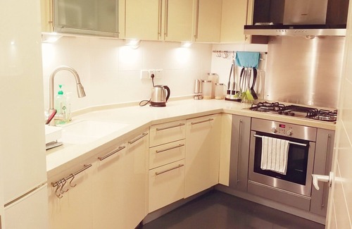Guomao Apartment | Luxury Modern 2 Bedroom in the heart of CBD