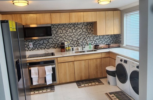 Negril House | Luxury Modern 2 Bedrooms 2.5 Bathrooms, sleep 6