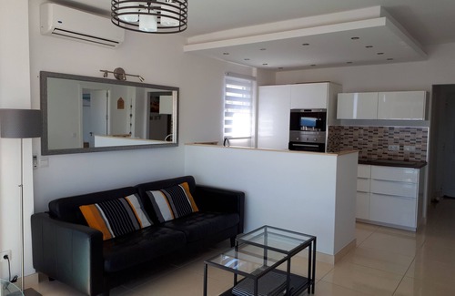 Benalmadena Costa Apartment | Luxury Modern Beachfront Apt VFT/MA 04505 Panoramic Sea Views. Wifi & UK TV