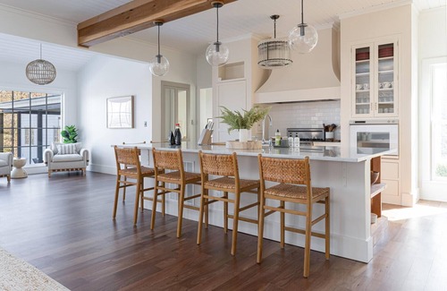 Fletcher Villa | Luxury Modern Farmhouse Villa - 8BR, HotTub & Mtn Views