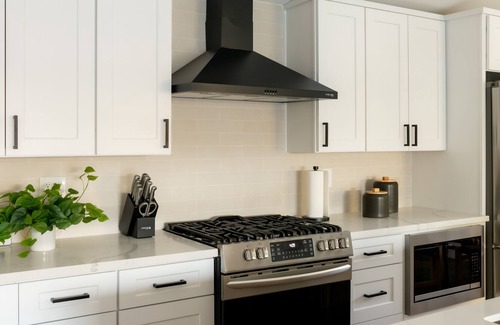 Serra Mesa House | Luxury Modern Home w/ Pool & Spa! Great Location!