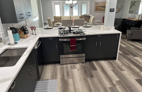 Forest Lake House | Luxury Modern Midtown Home - Tuscaloosa. Certain discounts apply!