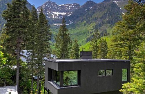 Sundance House | Luxury Modern Mountain Home