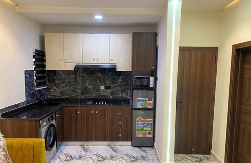Mushin Apartment | Luxury & Modern Self Check-In Apts near Airport M01a