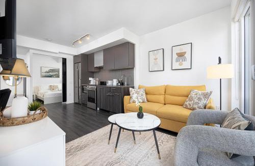 Garden District Apartment | Luxury & Modern Suite 5 Minutes from Eaton Center
