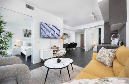 Garden District Apartment | Luxury & Modern Suite 5 Minutes from Eaton Center