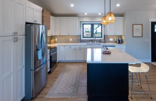 Hudsonville House | Luxury Monthly Furnished Home