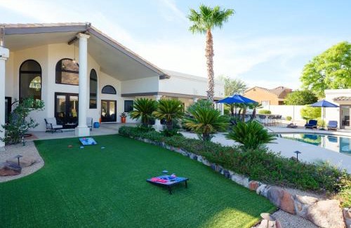 Central Scottsdale House | Luxury Mountain Estate-Pool-Spa-BBQ+Bar-Fire pit
