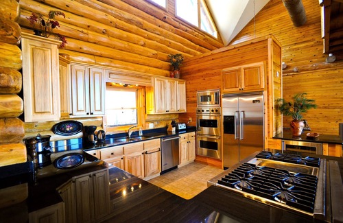 Ridges Over the Lake Cabin | Luxury Mountain Lodge with Soaring Views - 5,000 Sq