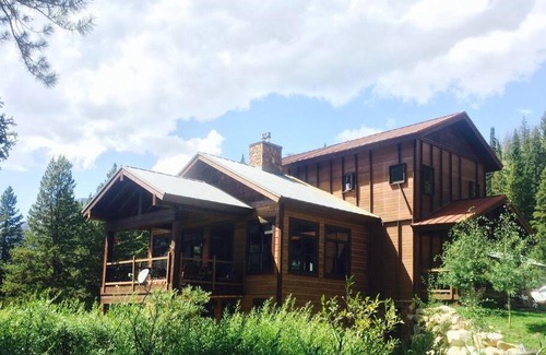 Cooke City-Silver Gate Villa | Luxury Mountain Retreat Cooke City