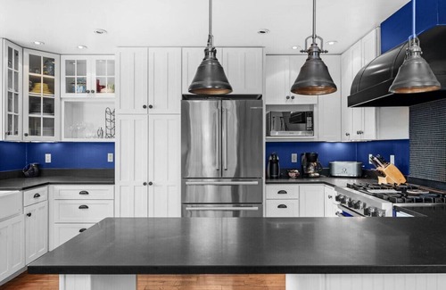 New Kingston House | Luxury Mountain View Contemporary Farmhouse