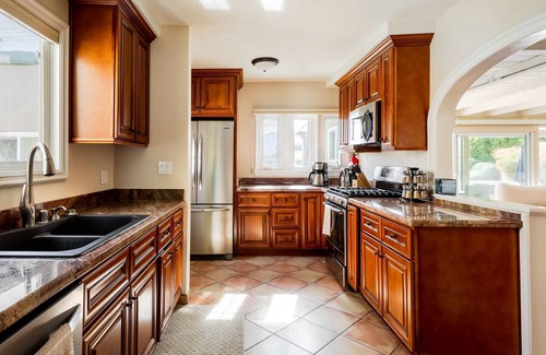 Old Las Palmas House | Luxury Movie Colony Retreat in Palm Springs