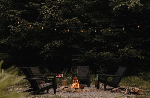 Lake of Bays Cabin | Luxury Muskoka Eco-Cabin w/60 Acres of Private Hiking Trails