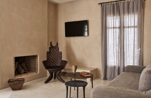 Agios Prokopios Villa | Luxury Naxos Villas | Honeymoon Villa | Air Conditioning | Private Pool | 1.