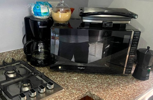 Residencial El Doral Apartment | Luxury Near Beach Apartment w/Free Netflix & WiFi
