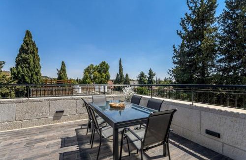 Emek Refaim Apartment | Luxury New 2BR at Emek Refaim