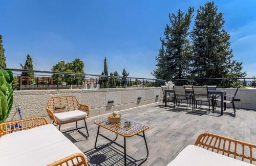 Emek Refaim Apartment | Luxury New 2BR at Emek Refaim