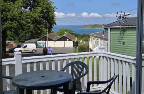 Cowes House | luxury new 3 bed caravan with stunning sea view on private beach in Thorness bay