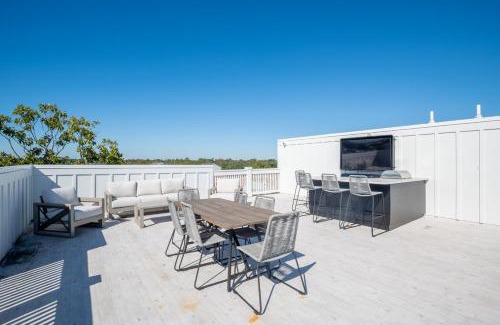 North Carolina Coast House | Luxury New Build with Oceanview - Grow With The Flow
