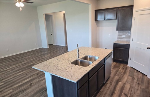 Temple House | Luxury new corporate rental 3 bedroom home. Near hospitals and military.