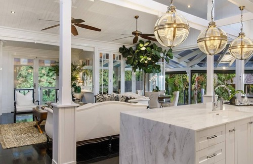 Doonan House | Luxury Noosa Hinterland Escape, Doonan