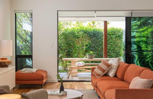 Norwood House | Luxury Norwood Retreat