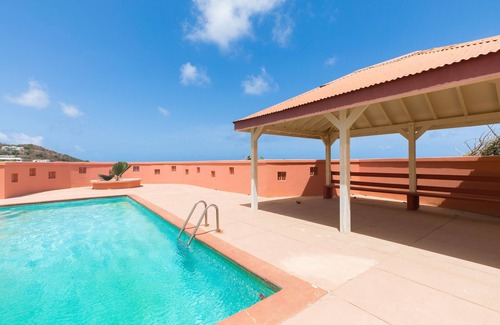 Point Blanche Condo | Luxury Oceanfront 2BR condo. LUX CONDO VERTE 6