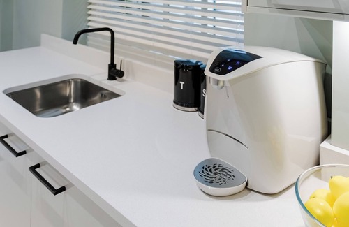 South Kensington Apartment | Luxury Oasis in South Kensington WITH AC