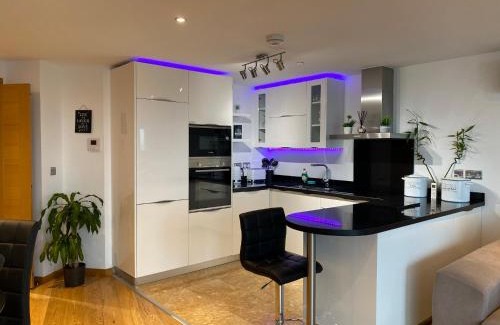 Gibraltar Apartment | Luxury Ocean Spa Plaza Private Large 1 bed apartment