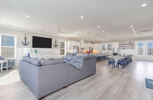 Cherry Grove Beach House | Luxury Oceanfront Home Carolina Dreamin