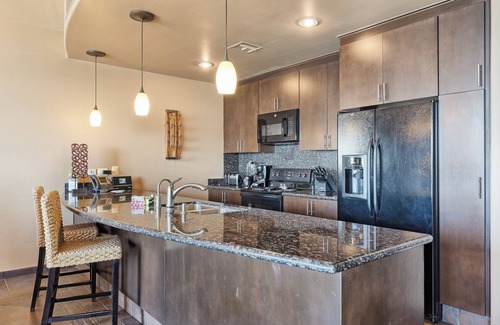Puerto Penasco Condo | Luxury Ocean View Phase 2 Condo in Cabrillo Building. 2 Br +Bunkroom, 2 bath.