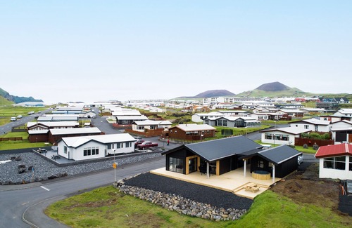 Vestmannaeyjar Villa | Luxury Ocean Villas