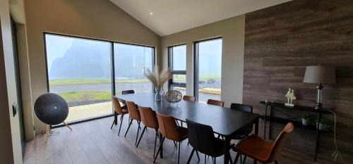 Vestmannaeyjar Villa | Luxury Ocean Villas