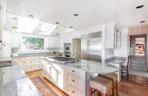 Beach Lagoon House | Luxury Oceanfront Home with Private Pool, Sleeps 15 in the heart of Sea Pines