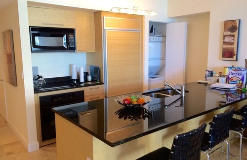 Hallandale Beach Condo | Luxury Oceanfront Condo in a Modern Building - 1 Bedroom