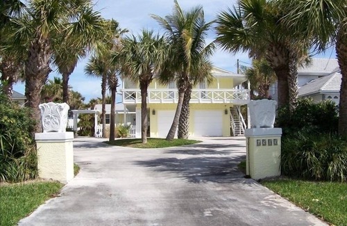 Floridana Beach House | Luxury Oceanfront Estate Direct on the Sand