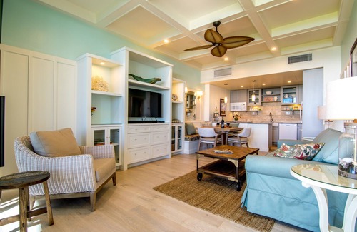 Historic Lahaina Front Street Condo | Luxury Oceanfront Condo, Steps to Sand