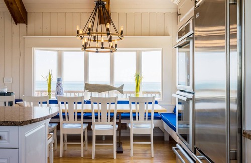 Tom Nevers House | LUXURY OCEANFRONT ESTATE! Private beach & heated pool & hot tub. Sleeps 20!