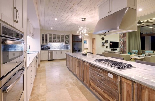 Playa Langosta House | Luxury Oceanfront Offering In Gated Community